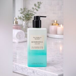 Victoria’s Secret Bombshell Escape Fine Fragrance Lotion 8.4 oz –